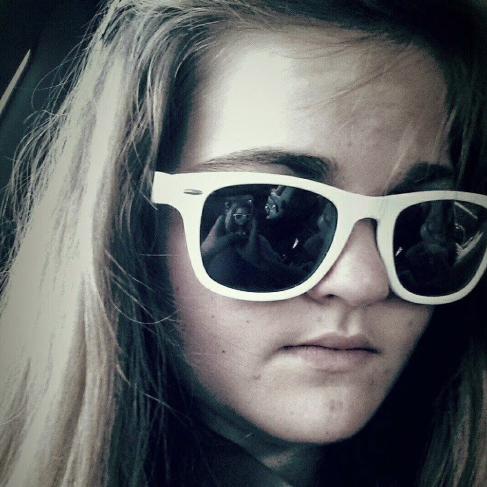 Meet your Posher, Pauli